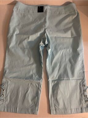 JM Collection Light Blue Cropped Lace-Up Hem Capri Size 3X